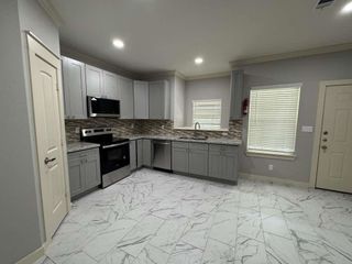 5802 Twisted Pine Court D, Houston, TX 77039