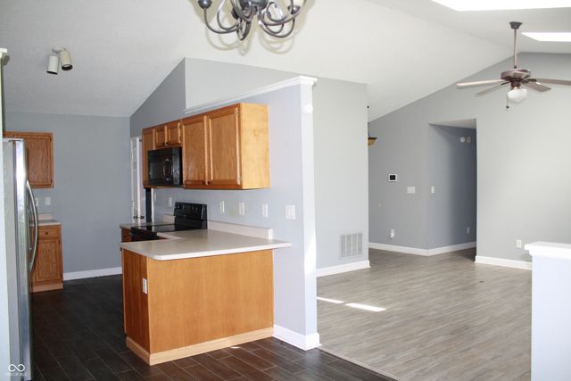 612 Woodfield Circle, Avon, IN 46123
