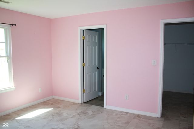 612 Woodfield Circle, Avon, IN 46123