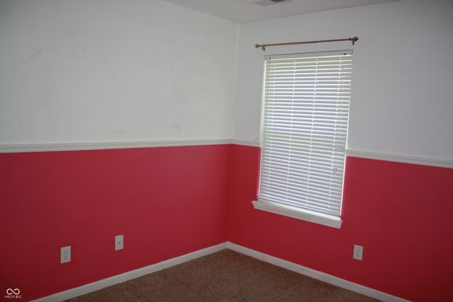 612 Woodfield Circle, Avon, IN 46123