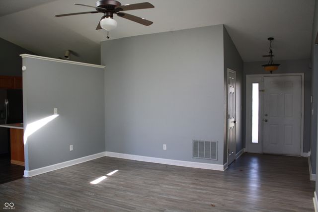 612 Woodfield Circle, Avon, IN 46123