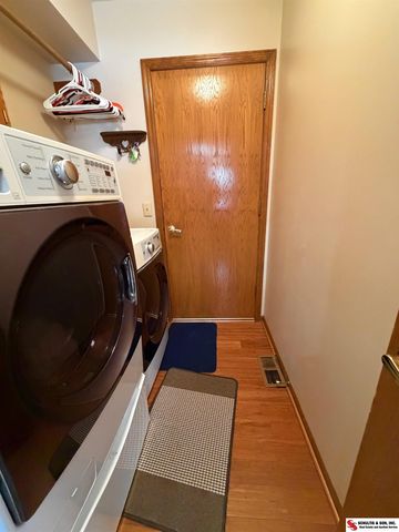 1520 Schropp Circle, Ashland, NE 68003