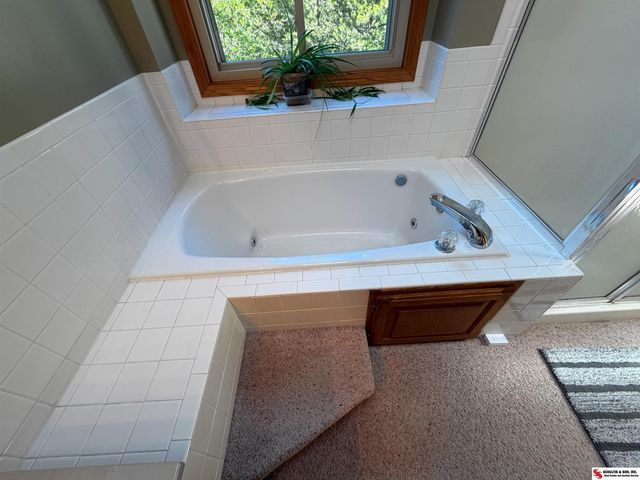 1520 Schropp Circle, Ashland, NE 68003