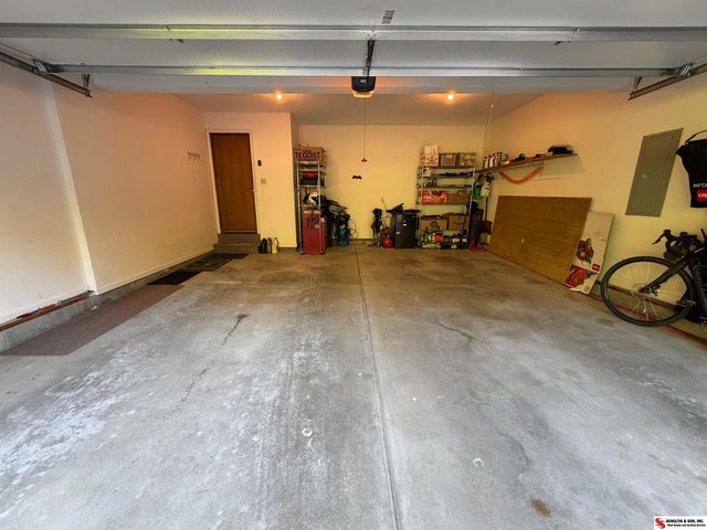 1520 Schropp Circle, Ashland, NE 68003