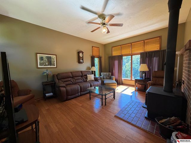 1520 Schropp Circle, Ashland, NE 68003