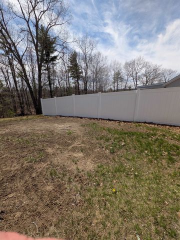 109 Spruce Drive, Farmington, NH 03835