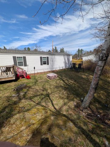 109 Spruce Drive, Farmington, NH 03835