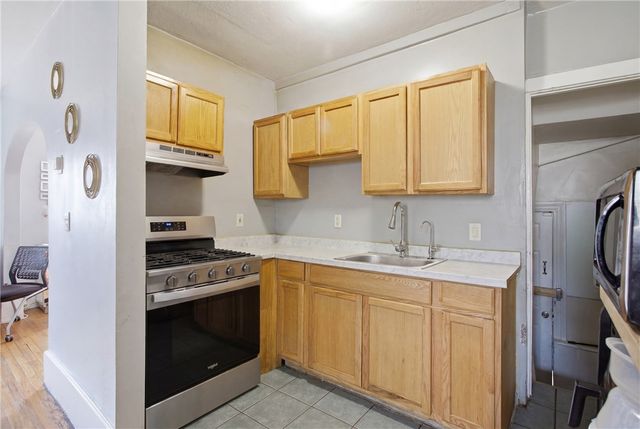 83 Homer Street, Providence, RI 02905