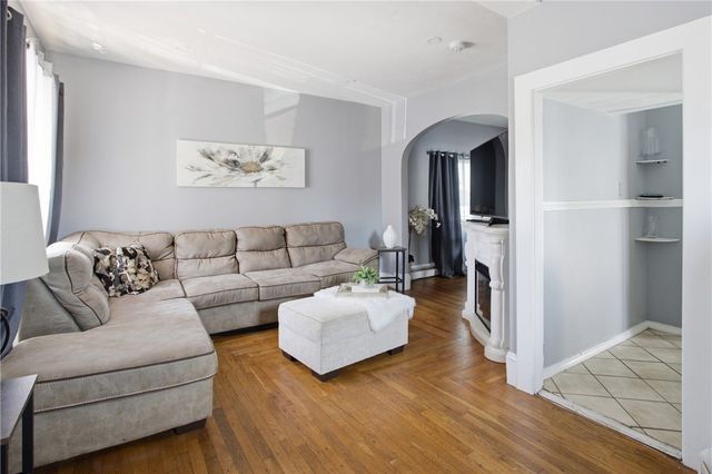 83 Homer Street, Providence, RI 02905