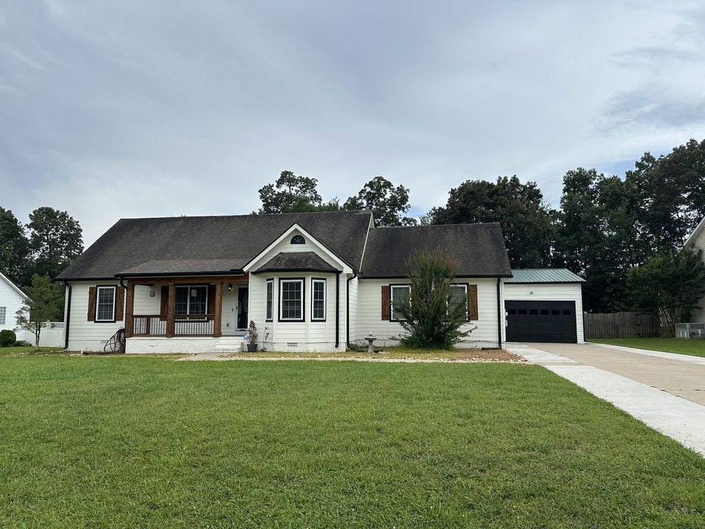 913 Indian Springs Cir, Manchester, TN 37355