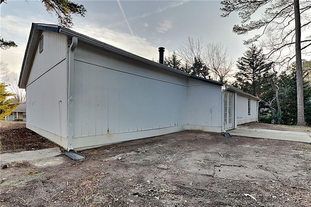 2513 Mistletoe Lane, Snellville, GA 30039