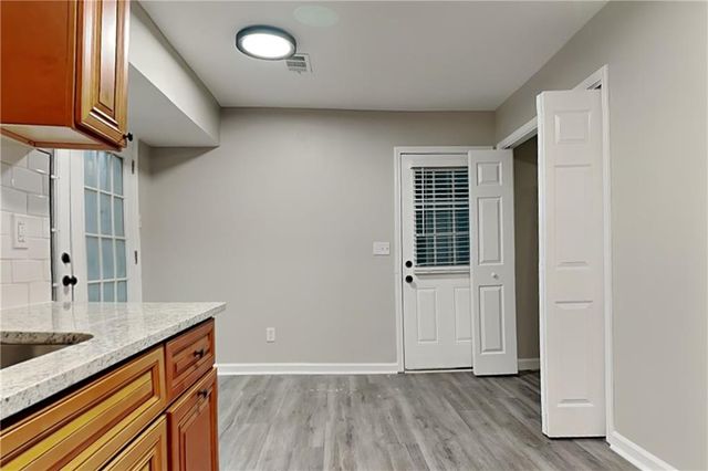 2513 Mistletoe Lane, Snellville, GA 30039