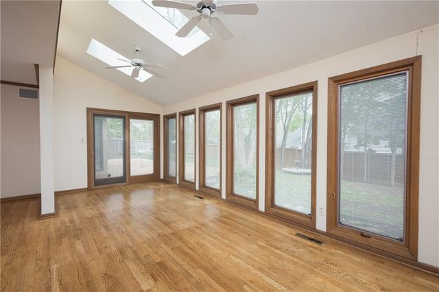 1900 W 70th Street, Mission Hills, KS 66208