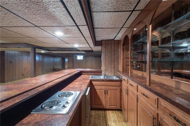 1900 W 70th Street, Mission Hills, KS 66208