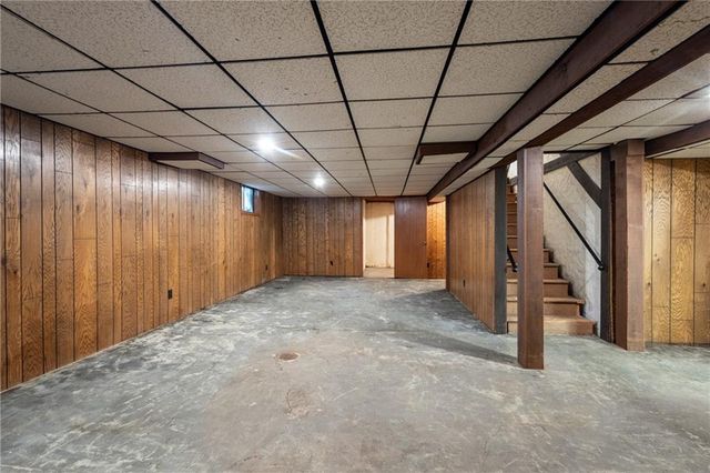 1900 W 70th Street, Mission Hills, KS 66208