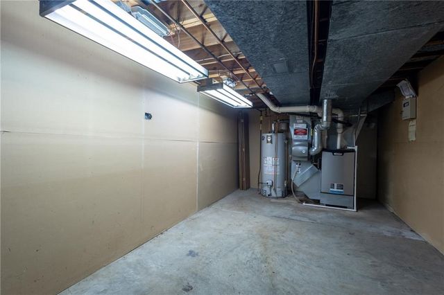 1900 W 70th Street, Mission Hills, KS 66208