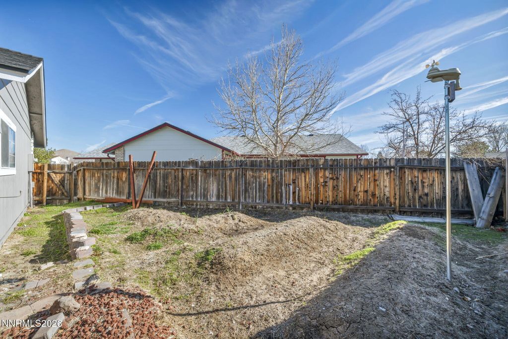 Image 13 of property listing at 2419 Hunterwood Court, Carson City, NV 89706