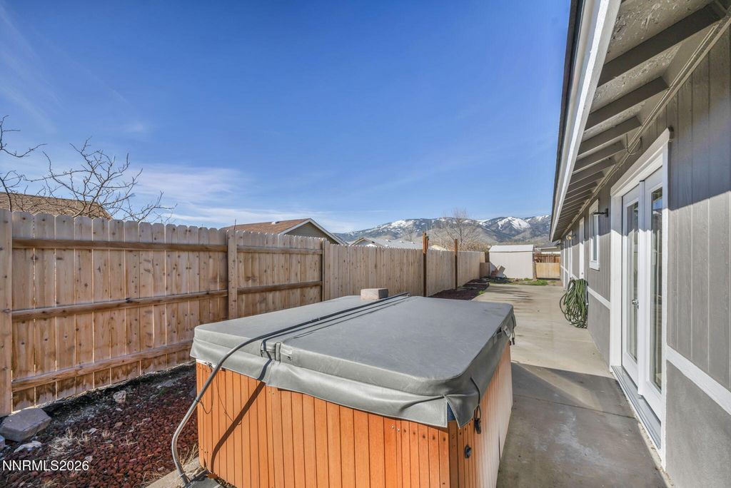 Image 16 of property listing at 2419 Hunterwood Court, Carson City, NV 89706