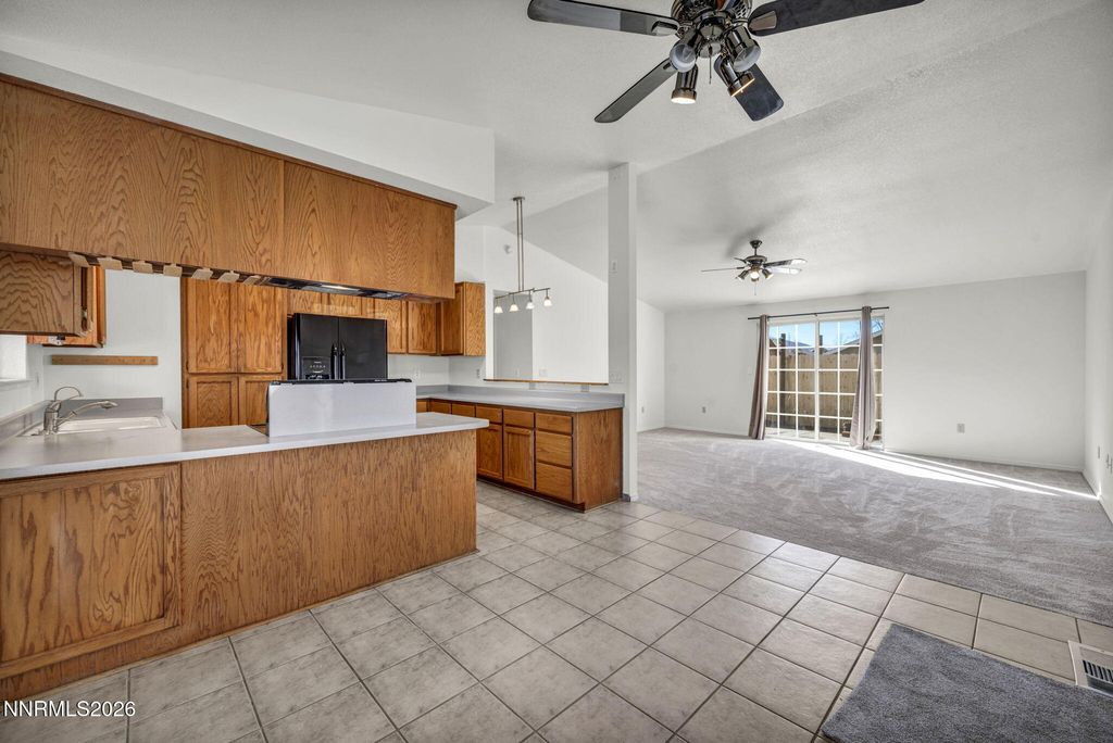 Image 27 of property listing at 2419 Hunterwood Court, Carson City, NV 89706