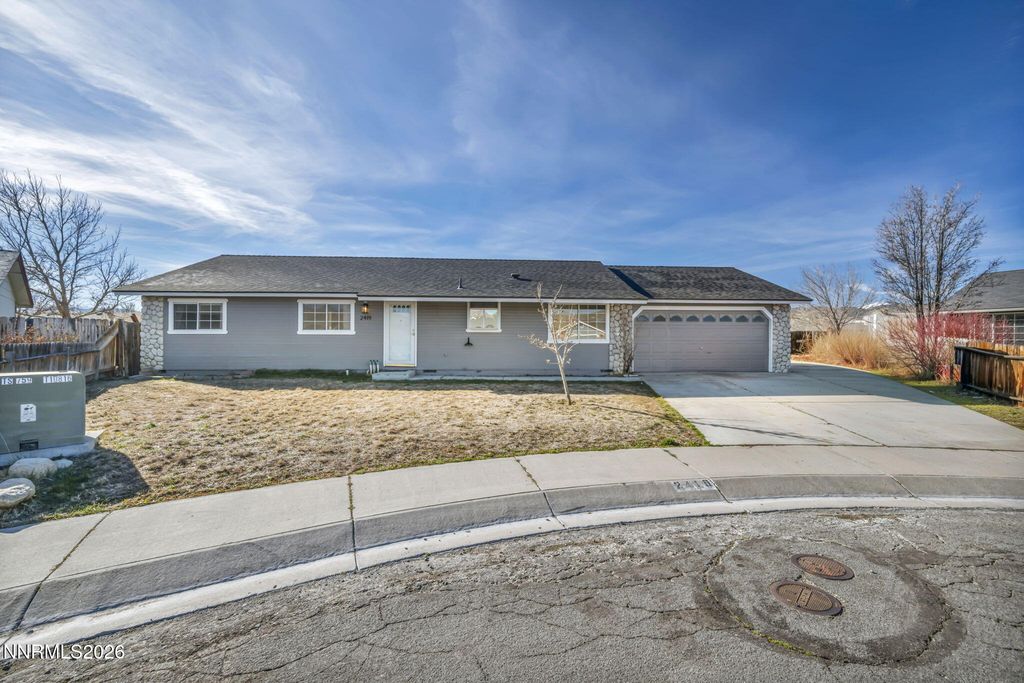 Image 3 of property listing at 2419 Hunterwood Court, Carson City, NV 89706