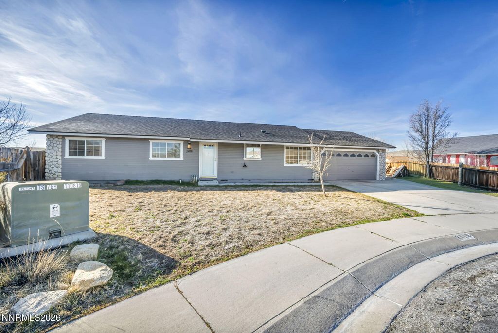 Image 4 of property listing at 2419 Hunterwood Court, Carson City, NV 89706