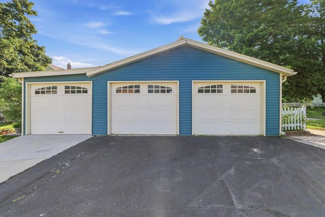 111 Grove STREET, Mayville, WI 53050