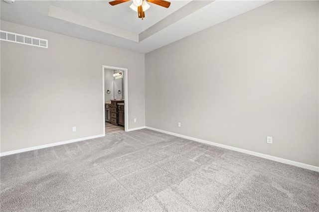 806 NW Par Drive, Grain Valley, MO 64029