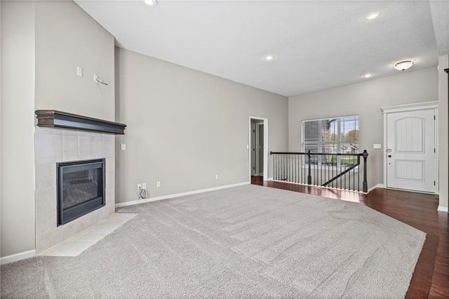 806 NW Par Drive, Grain Valley, MO 64029