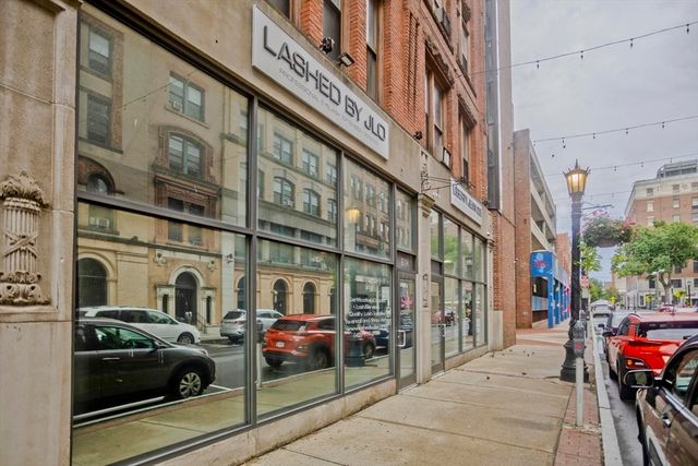 184 Worthington Street, Springfield, MA 01103