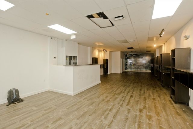 184 Worthington Street, Springfield, MA 01103