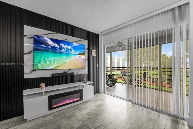 23380 Carolwood Ln 205, Boca Raton, FL 33428