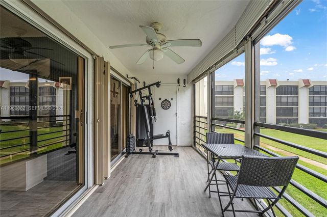 23380 Carolwood Ln 205, Boca Raton, FL 33428