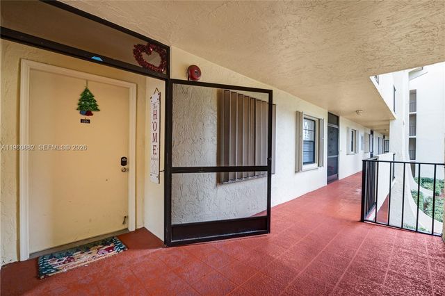 23380 Carolwood Ln 205, Boca Raton, FL 33428