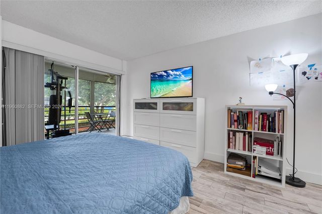 23380 Carolwood Ln 205, Boca Raton, FL 33428