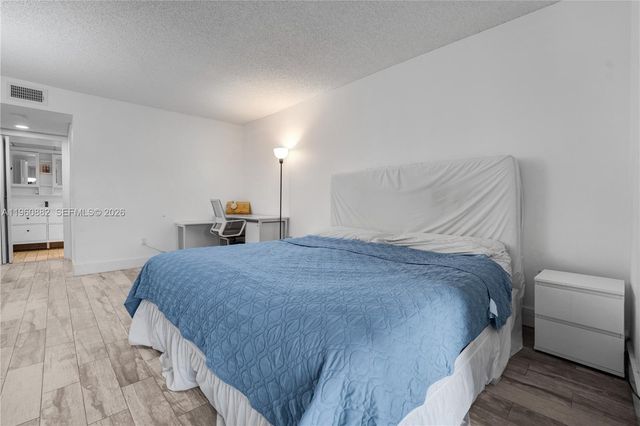 23380 Carolwood Ln 205, Boca Raton, FL 33428