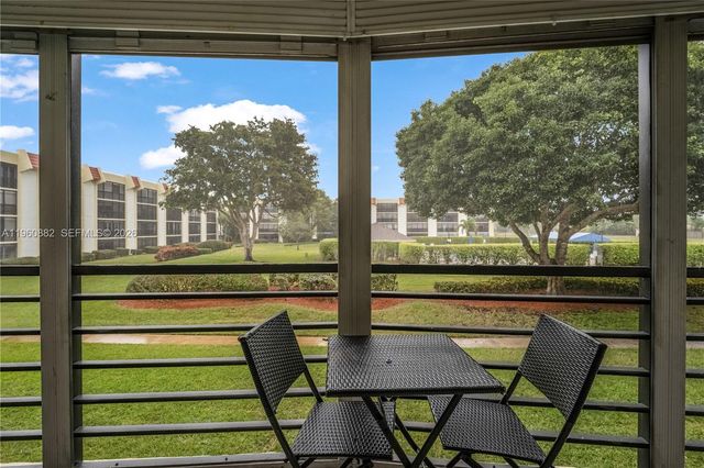 23380 Carolwood Ln 205, Boca Raton, FL 33428