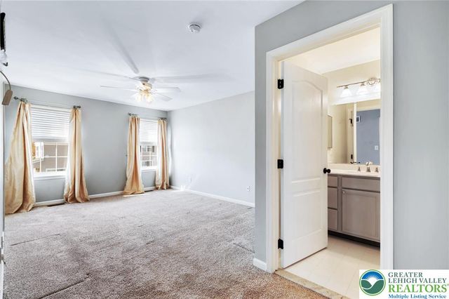 5985 Saratoga Lane, Upper Saucon Twp, PA 18036