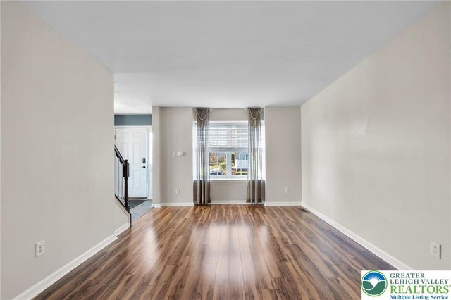 5985 Saratoga Lane, Upper Saucon Twp, PA 18036