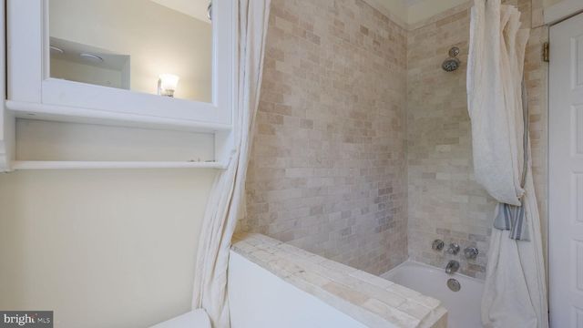 409 W 10TH AVENUE, Conshohocken, PA 19428