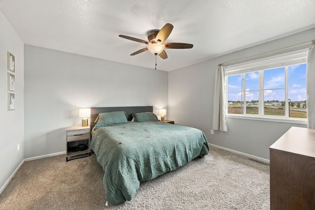 2114 65th Avenue S, Fargo, ND 58104