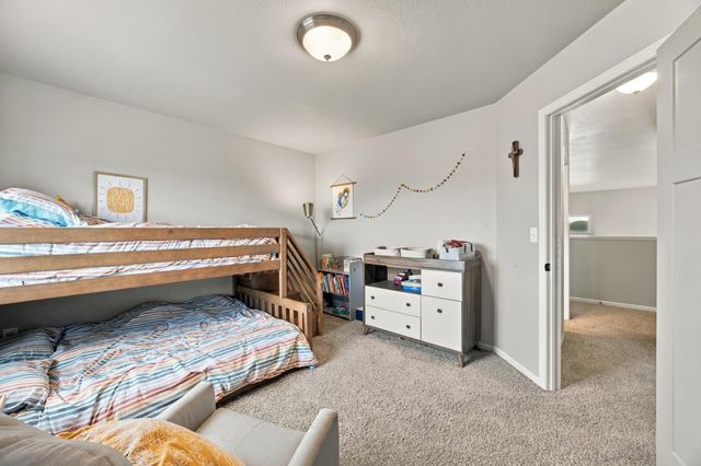 2114 65th Avenue S, Fargo, ND 58104