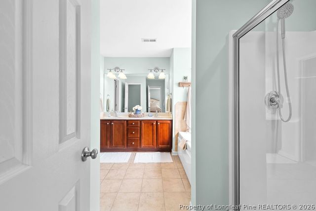 40 Chinkapin Oak Circle, Bunnlevel, NC 28323