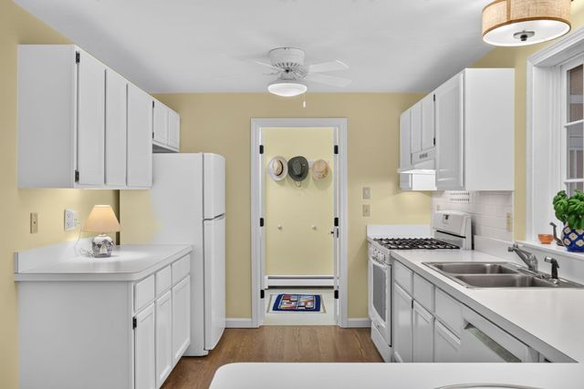 15 Bramble Lane, Dennis, MA 02638