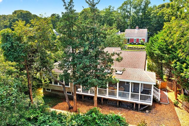 15 Bramble Lane, Dennis, MA 02638