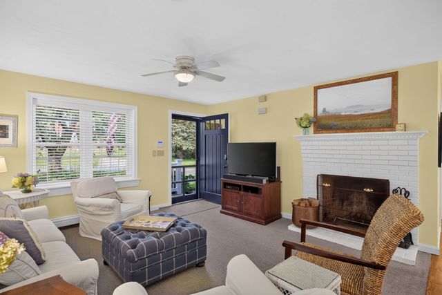 15 Bramble Lane, Dennis, MA 02638