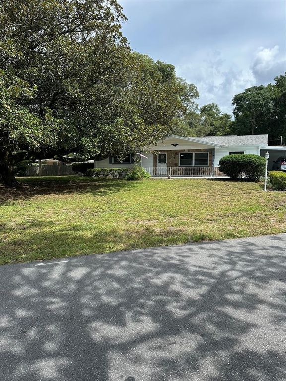 Image 2 of property listing at Address unavailable.