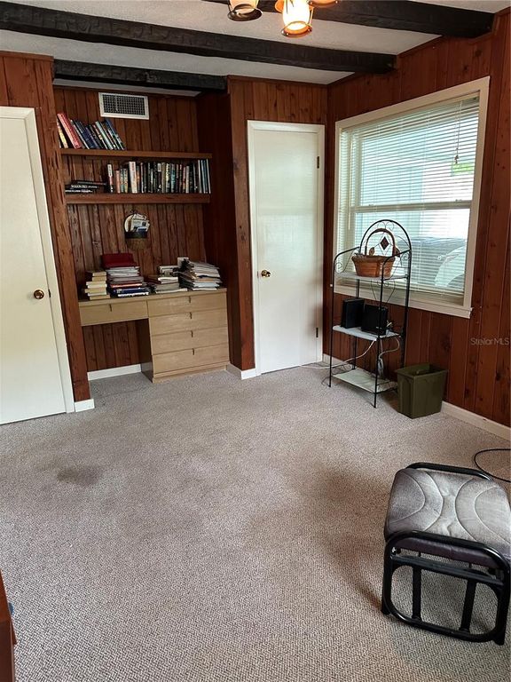 Image 12 of property listing at Address unavailable.