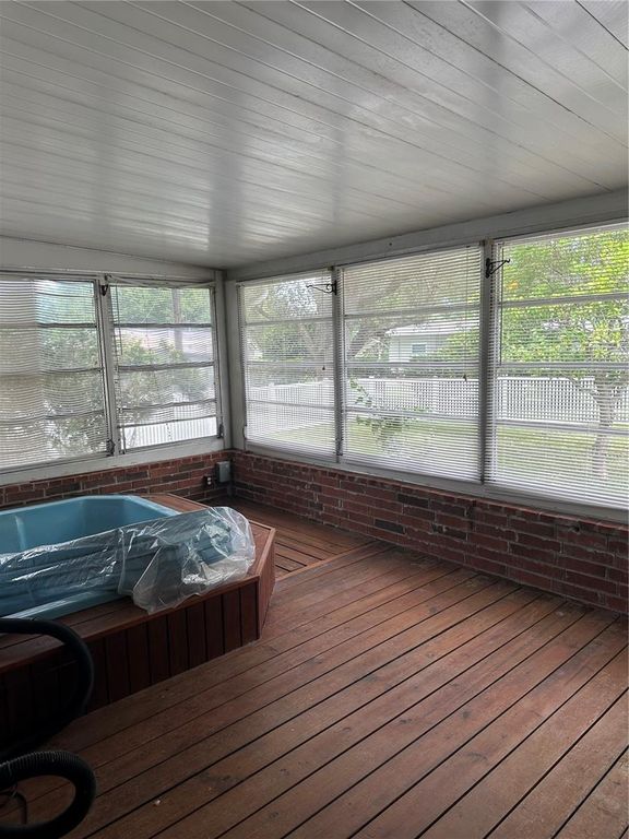 Image 16 of property listing at Address unavailable.