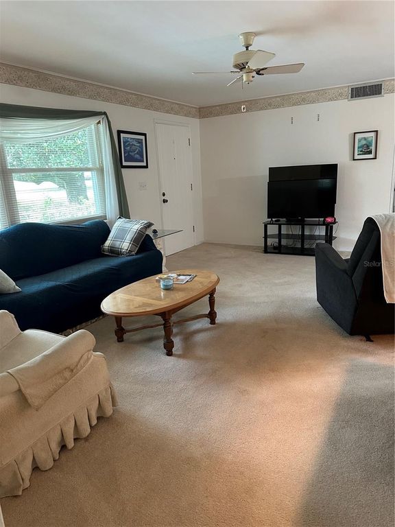 Image 3 of property listing at Address unavailable.