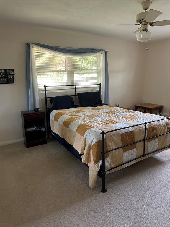 Image 8 of property listing at Address unavailable.